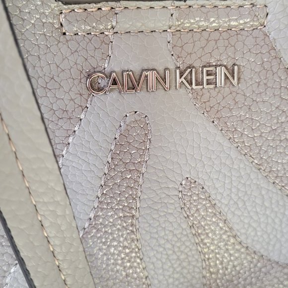 Calvin Klein Dian Tote NWT - Picture 9 of 14